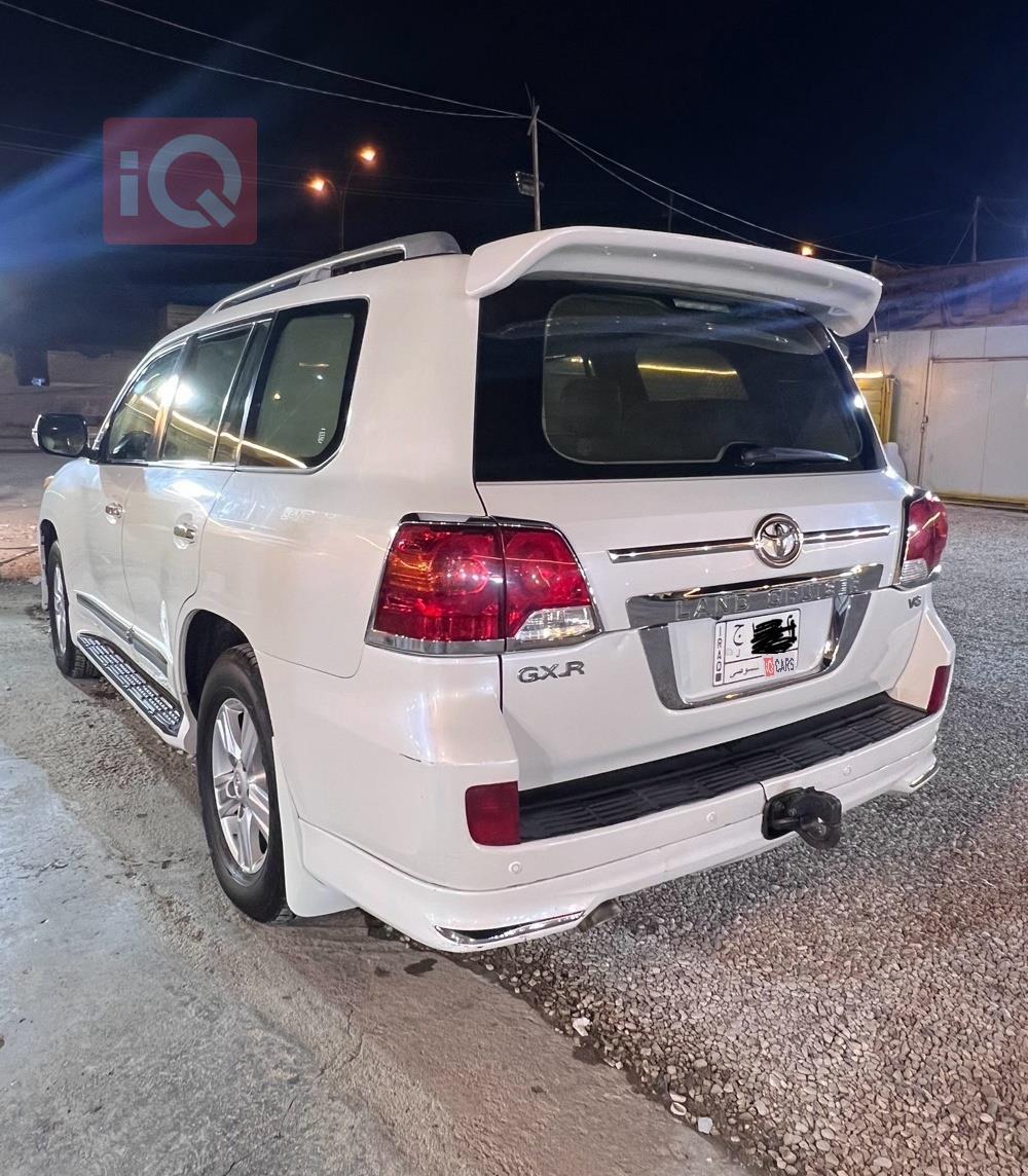 تويوتا لاندكروزر